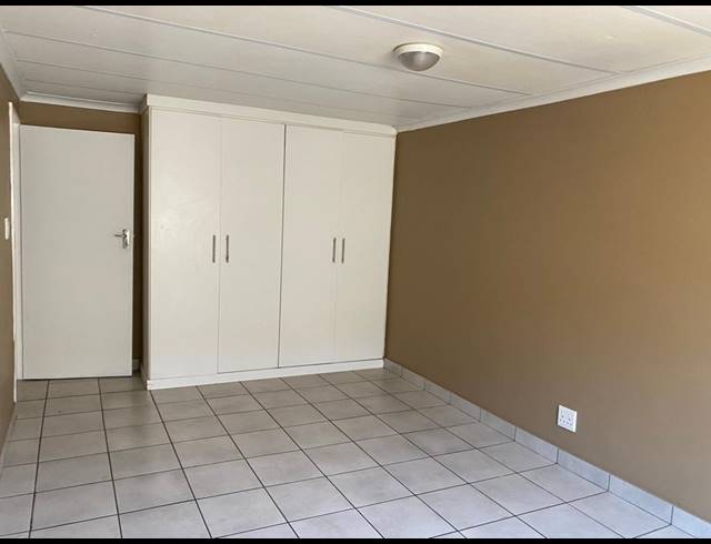 2 BEDROOM HOUSE TO LET IN BRAKPAN CENTRAL